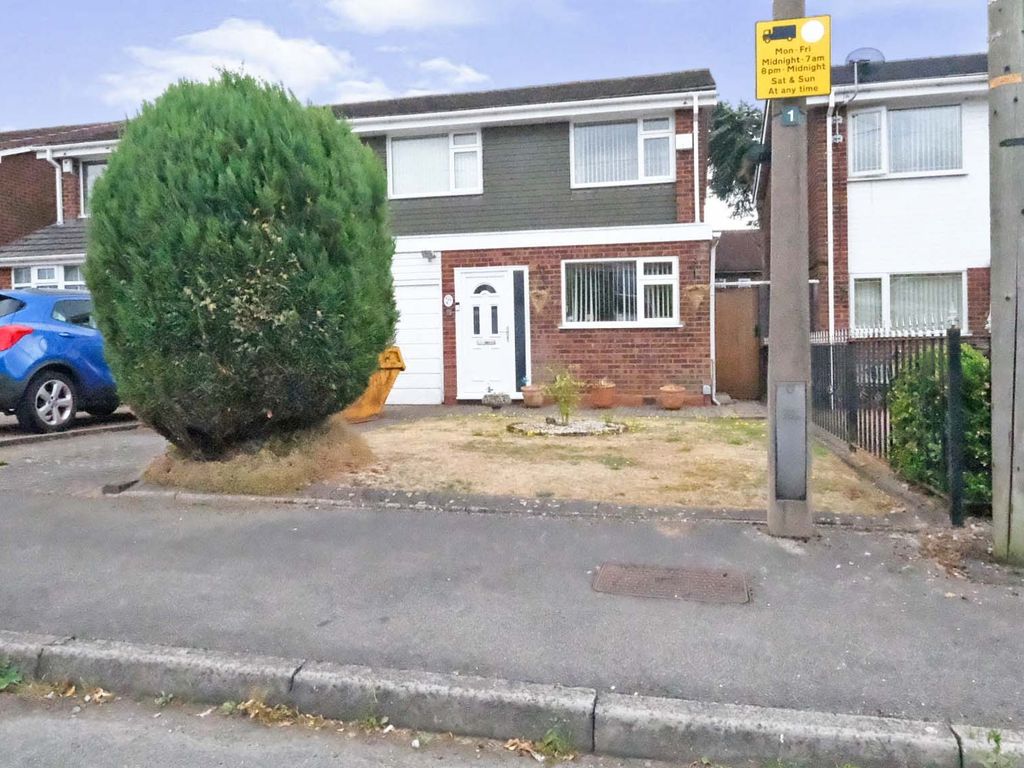 4 bed semidetached house for sale in Chester Road, Kingshurst