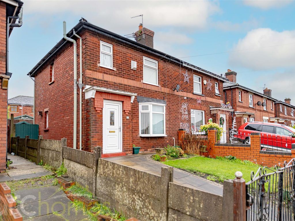 3 bed semidetached house for sale in Warwick Road, Atherton