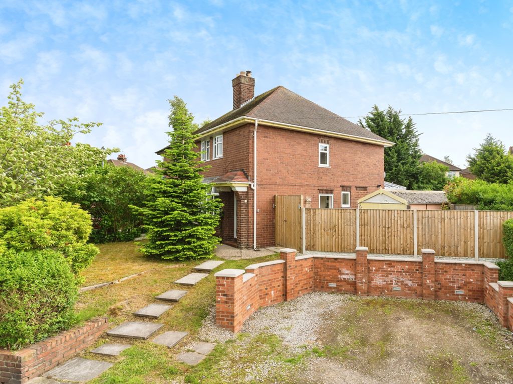 3 bed semidetached house for sale in Knutsford Road, Grappenhall