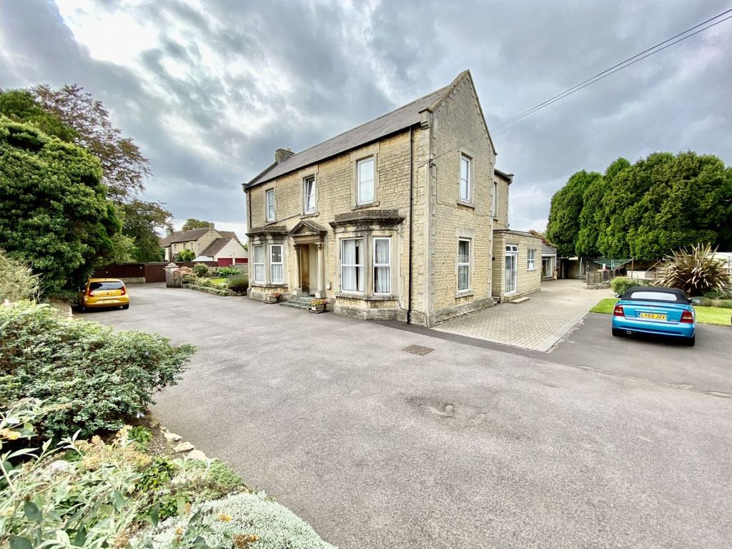 10 bed detached house for sale in 9 Beanacre Road, Melksham SN12 Zoopla
