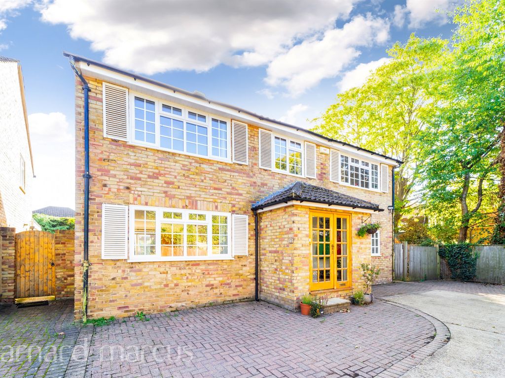 5 bed detached house for sale in Ivy Close, SunburyOnThames TW16 Zoopla