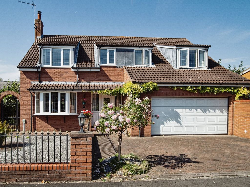 4 bed detached house for sale in Spencer Way, Cottingham HU16, £400,000