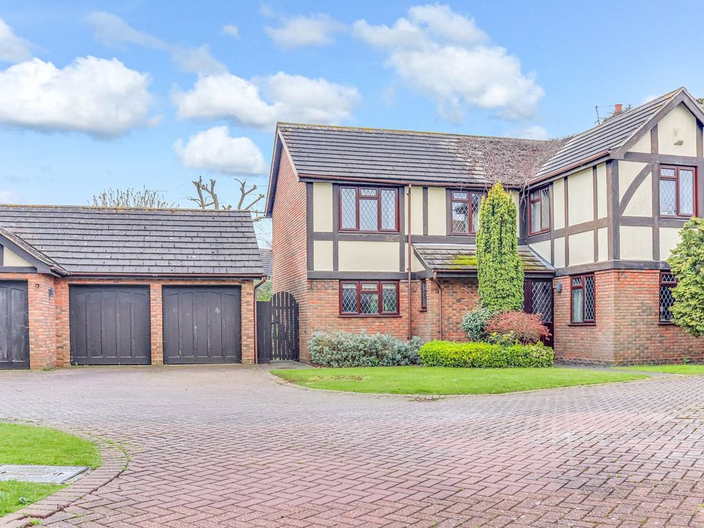 5 bed detached house for sale in Withypool, Shoeburyness SS3 Zoopla
