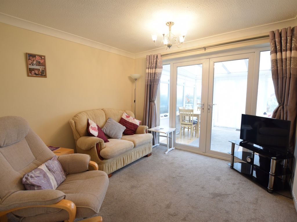 2 bed flat for sale in Beaumaris Way, Grove Park, Blackwood NP12 Zoopla