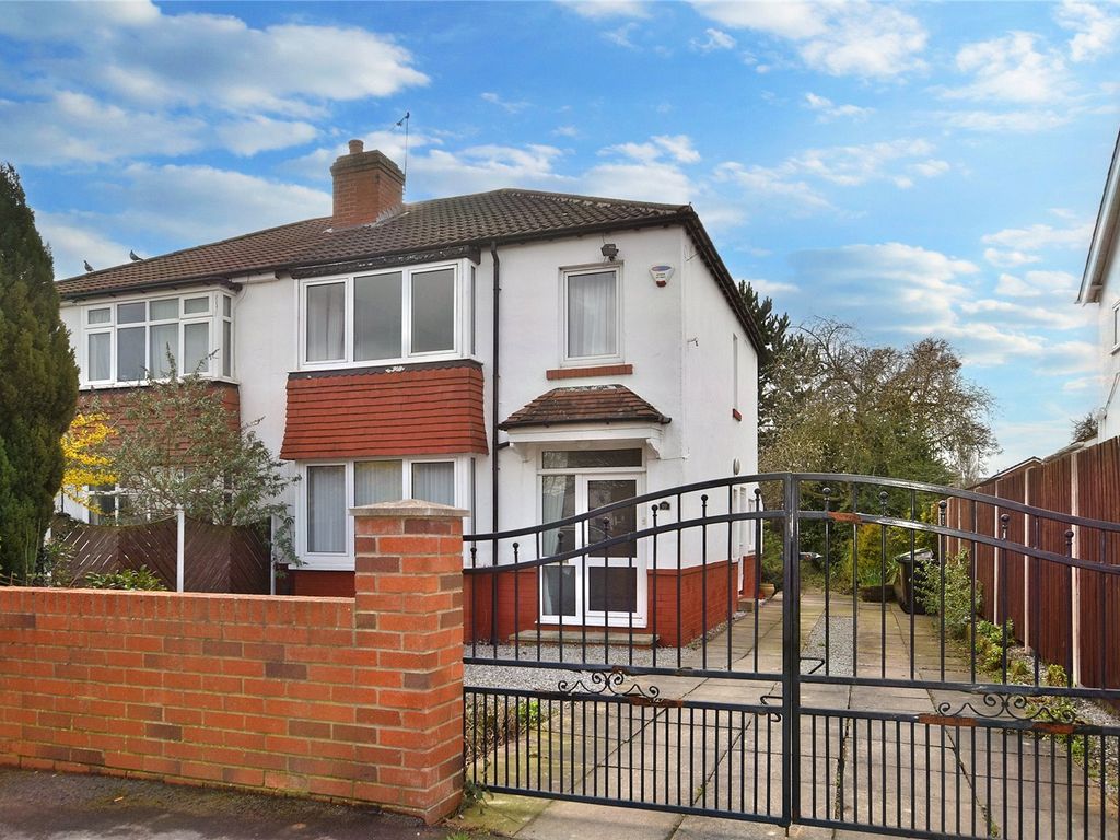 3 bed semidetached house for sale in Fearnville Avenue, Leeds LS8 Zoopla