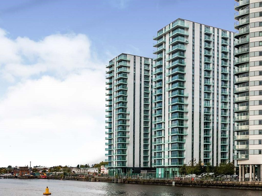 2 bed flat to rent in Blue, Media City UK, Salford, Greater Manchester M50 Zoopla