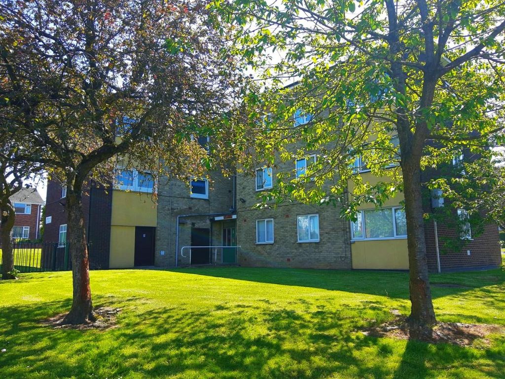 2 bed flat to rent in Bamford Close, Bloxwich, Walsall WS3 Zoopla