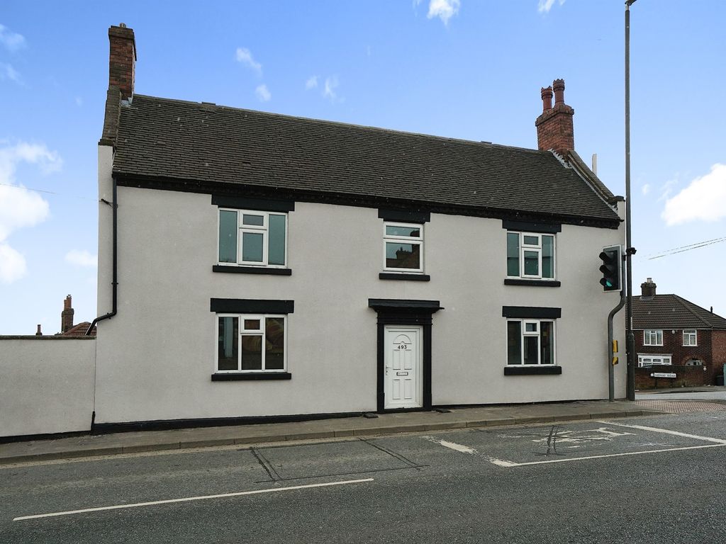 4 bed link detached house for sale in Burton Road, Midway, Swadlincote