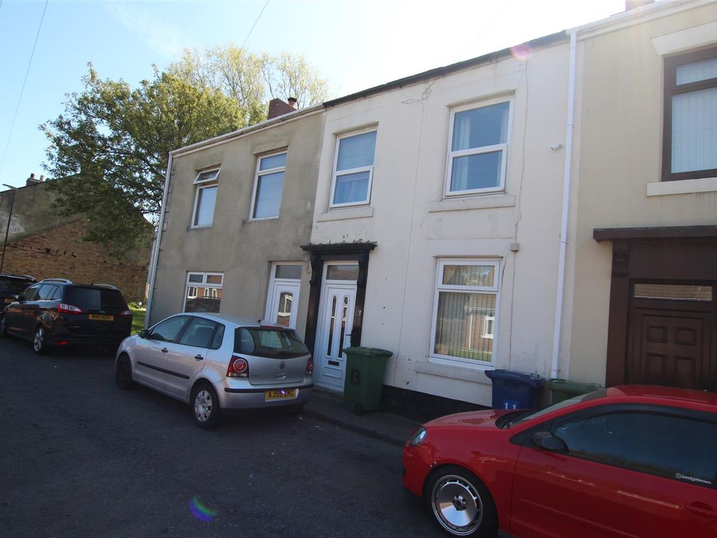 3 bed terraced house for sale in Richard Street, HettonLeHole