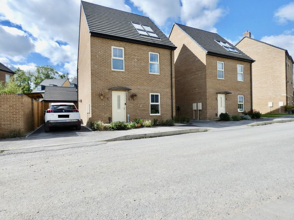 Comley Crescent, Chesterfield S41