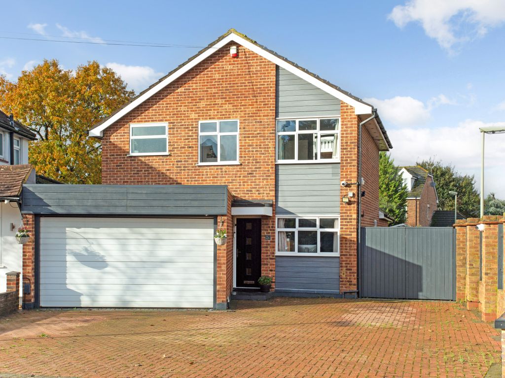3 bed detached house for sale in River Way, Epsom KT19, £725,000 Zoopla