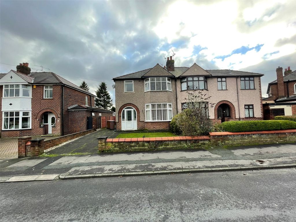 3 bed semidetached house for sale in Crocketts Walk, Eccleston, St