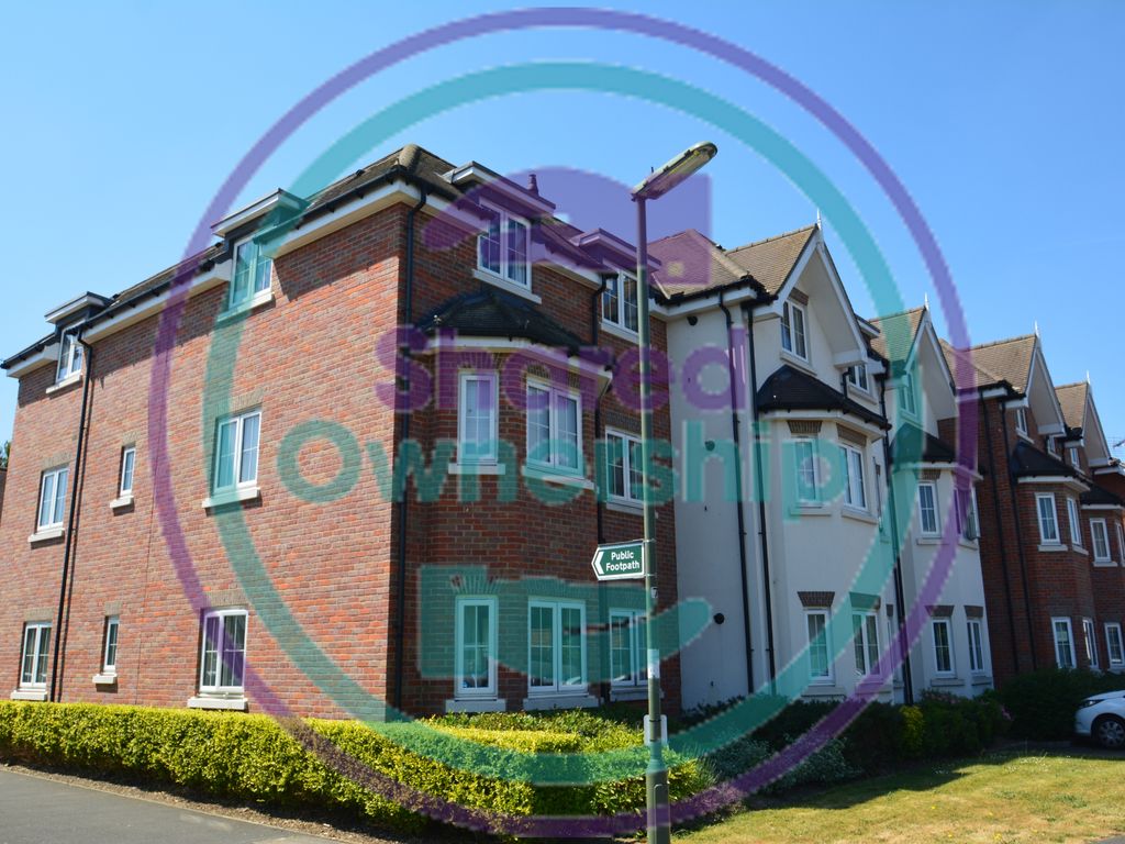 2 bed flat for sale in Trenchard Close, Walton On Thames, Surrey