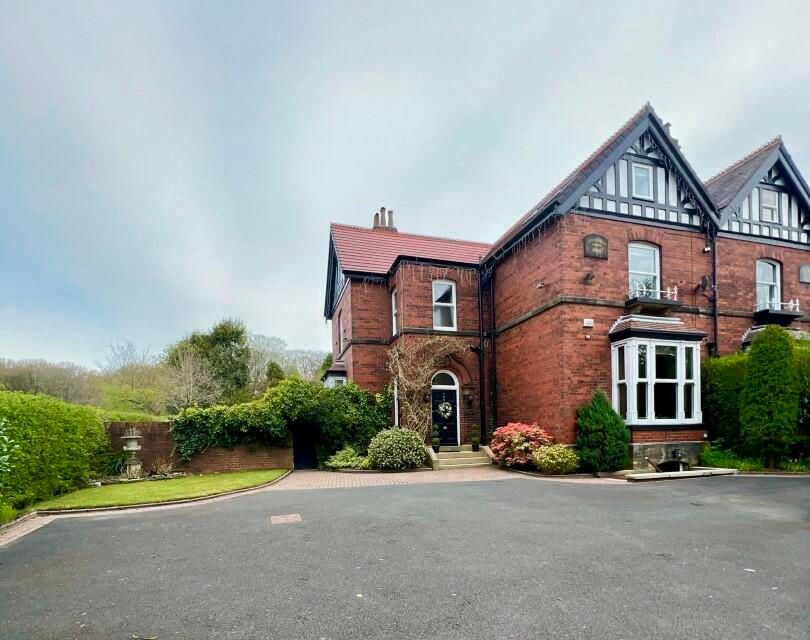 6 bed semidetached house for sale in Chorley New Road, Bolton BL6, £