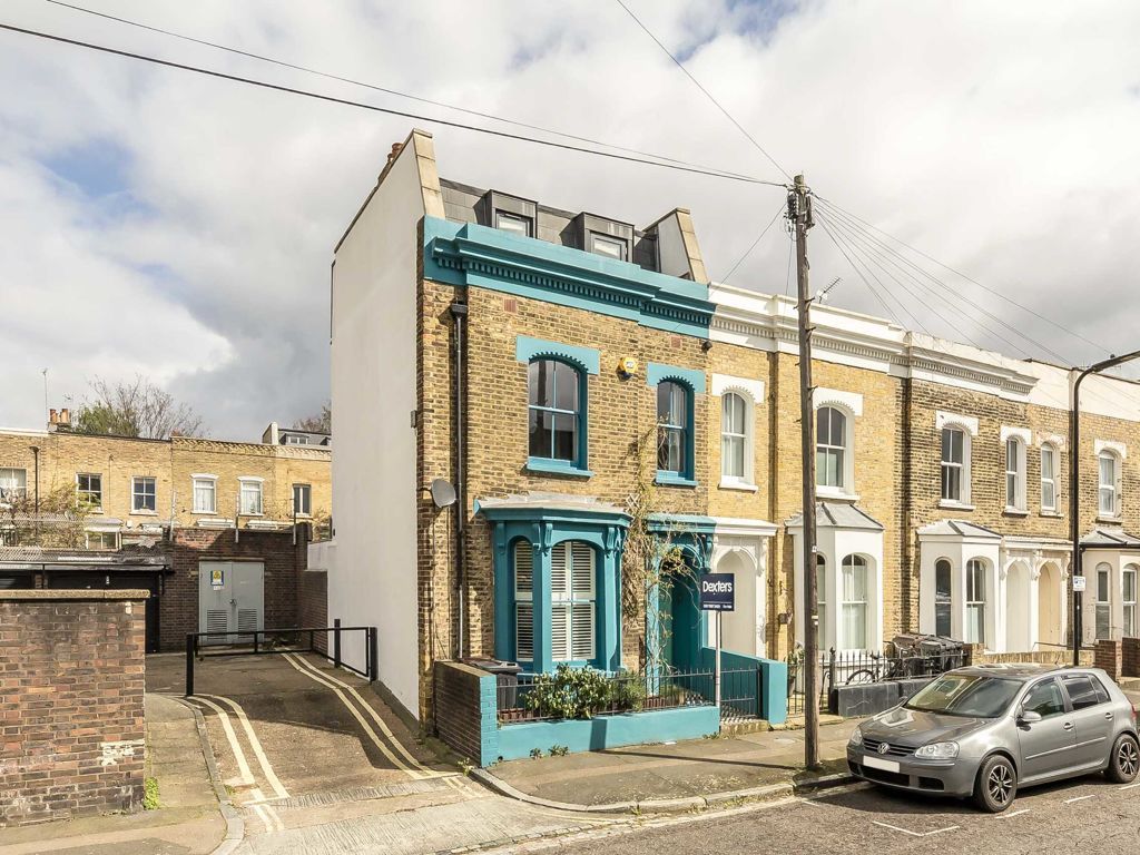 4 bed terraced house for sale in Hassett Road, London E9, £1,200,000
