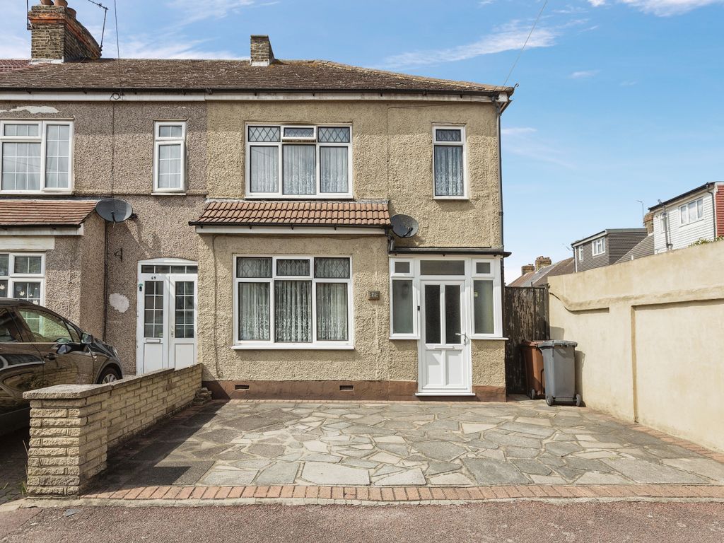 3 bed end terrace house for sale in Westminster Gardens, Barking IG11 Zoopla