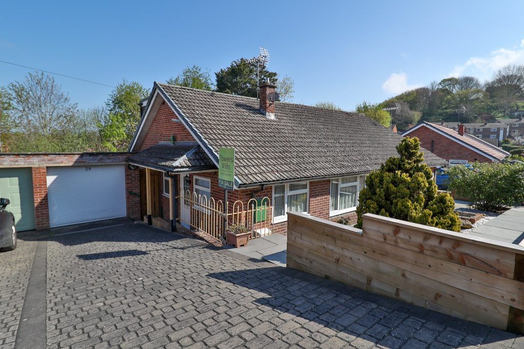 2 bed semidetached bungalow for sale in Beechwood, Yeovil, Somerset