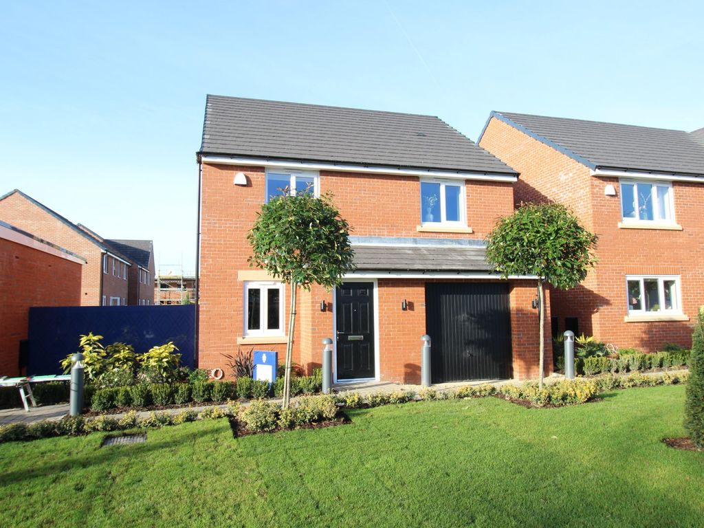 New home, 4 bed detached house for sale in Hollington Grange, Biddulph