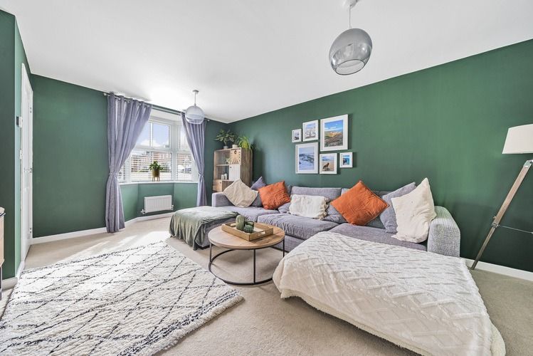 3 bed semidetached house for sale in Mountain Ash Crescent, Nottingham