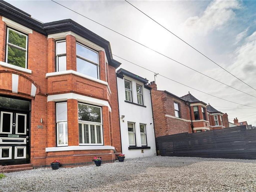 6 bed semidetached house for sale in Walton Road, Stockton Heath