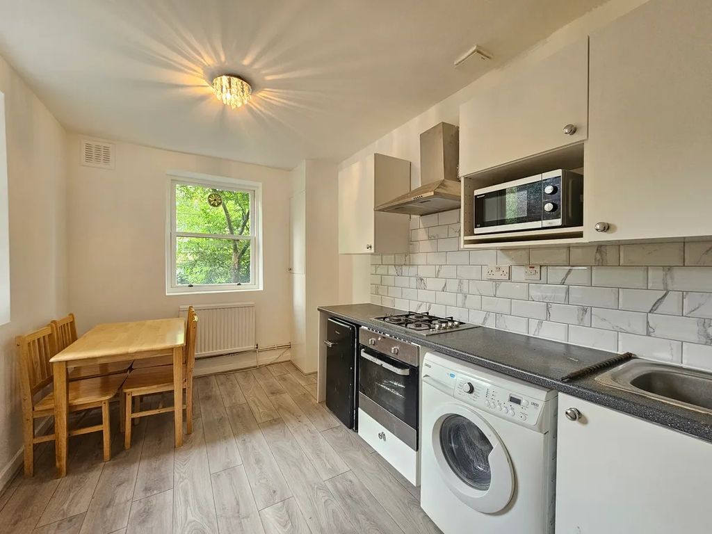 1 bed flat to rent in Sutherland Avenue, Maida Vale / Warwick Avenue