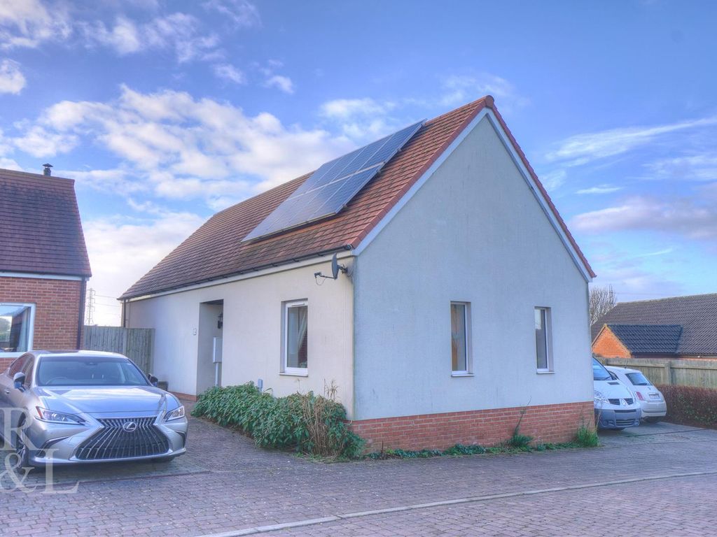 2 bed bungalow for sale in Southworth Road, BreedonOnTheHill, Derby