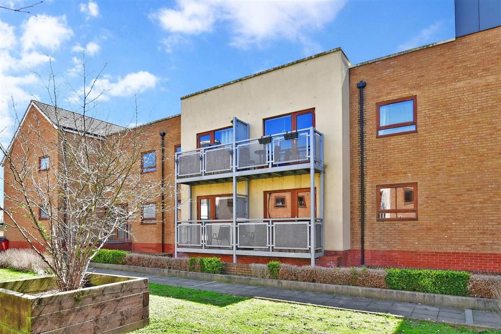 2 bed flat for sale in North Star Boulevard, Greenhithe, Kent DA9 Zoopla