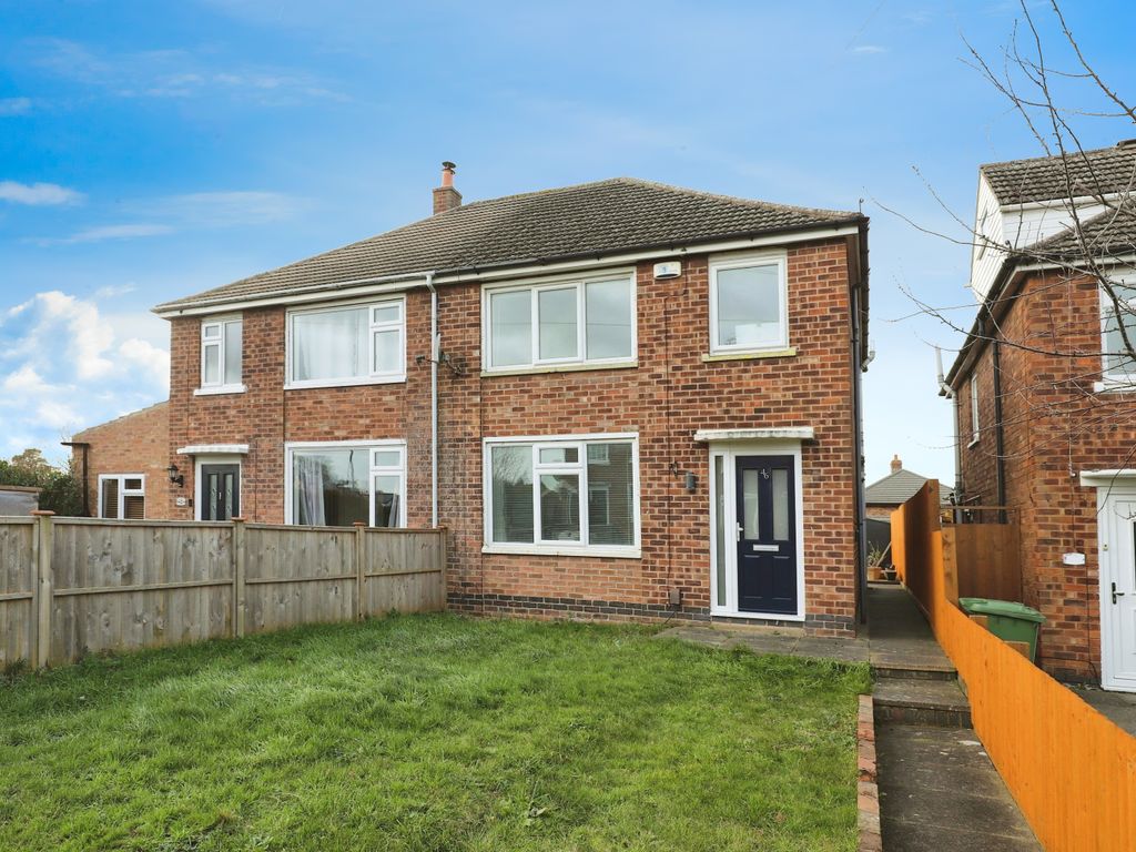 3 bed semidetached house for sale in Deane Road, Hillmorton, Rugby