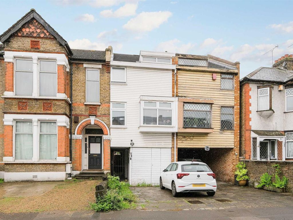 2 bed town house for sale in Lonsdale Road, London E11, £575,000 Zoopla