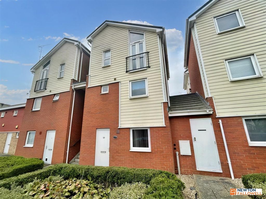 2 bed flat for sale in Austin Street, Castle Vale, Birmingham B35 Zoopla