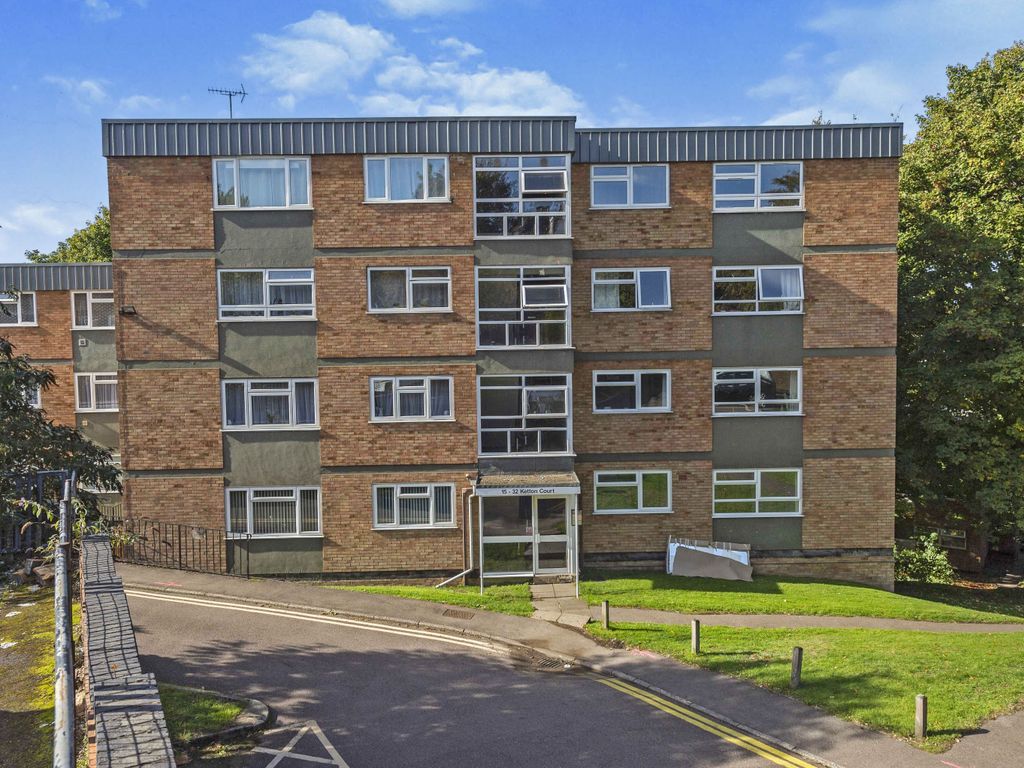 Ketton Court, Ketton Close, Luton, Bedfordshire LU2  