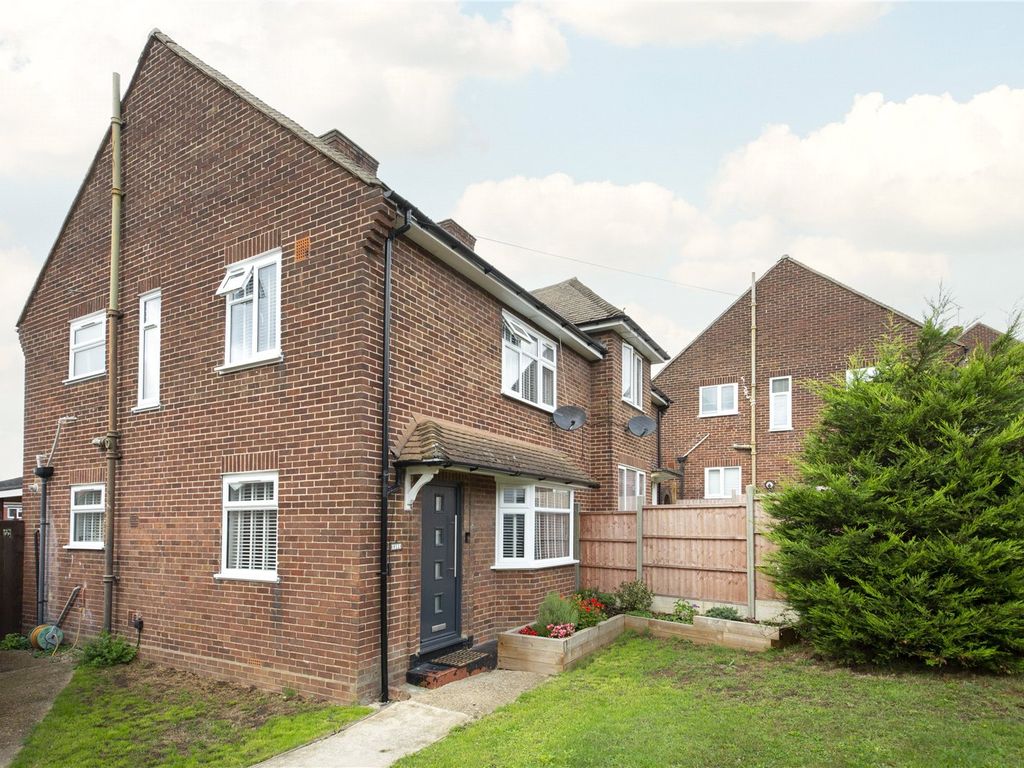 3 bed semidetached house for sale in Vicarage Road, Woodford Green