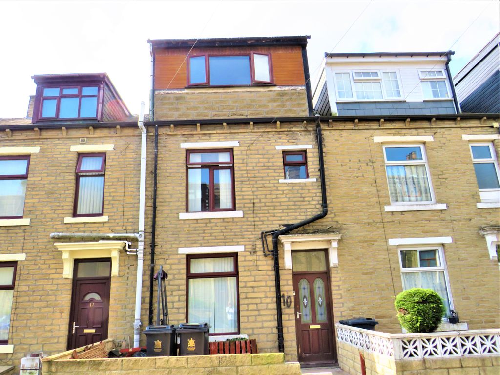 4 bed terraced house to rent in Heath Road, Bradford BD3 Zoopla
