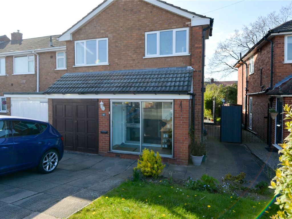 3 bed end terrace house for sale in Gibbs Hill Road, West Heath