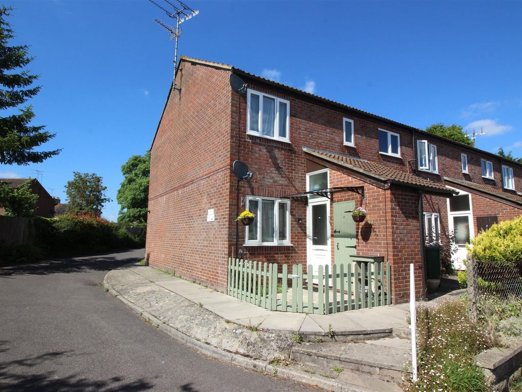 Beale Close, Chippenham SN14  