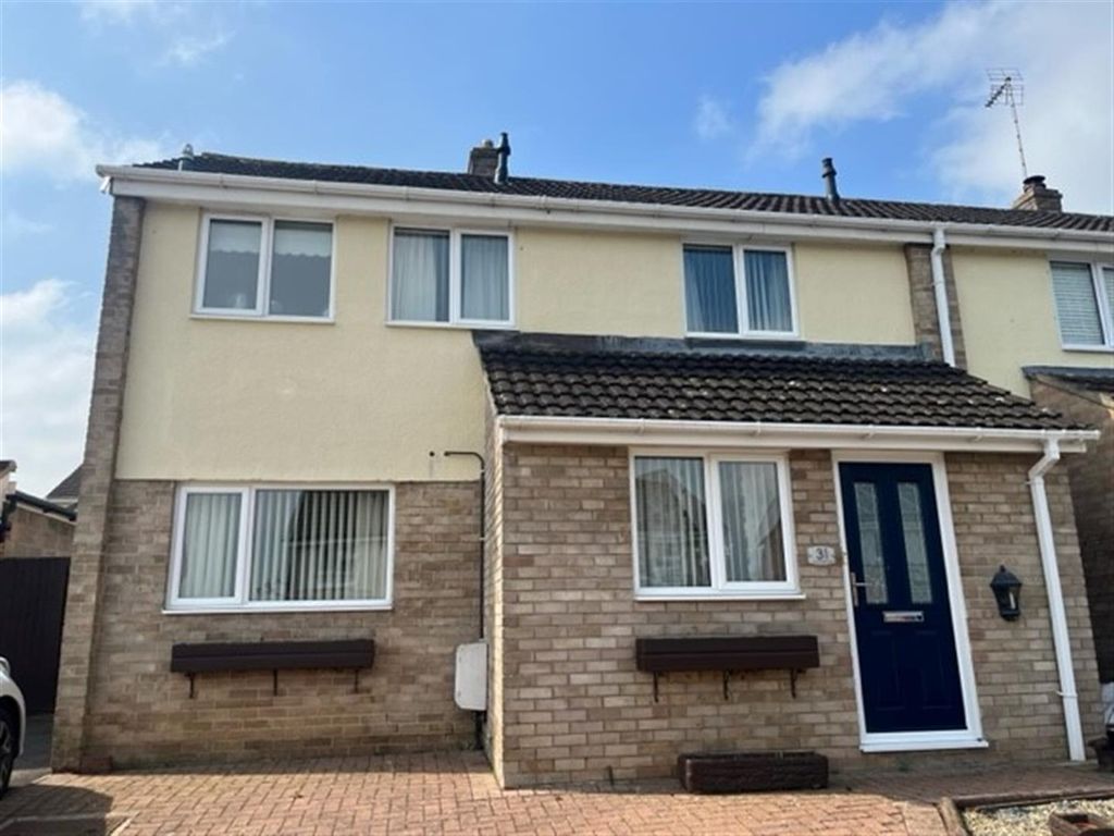 3 bed semidetached house for sale in White Lion Park, Malmesbury SN16