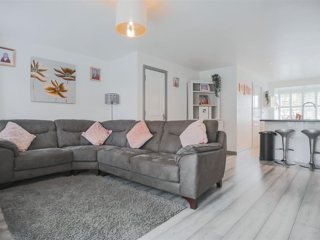 4 bed town house for sale in Clydesdale Drive, Chorley PR7 Zoopla