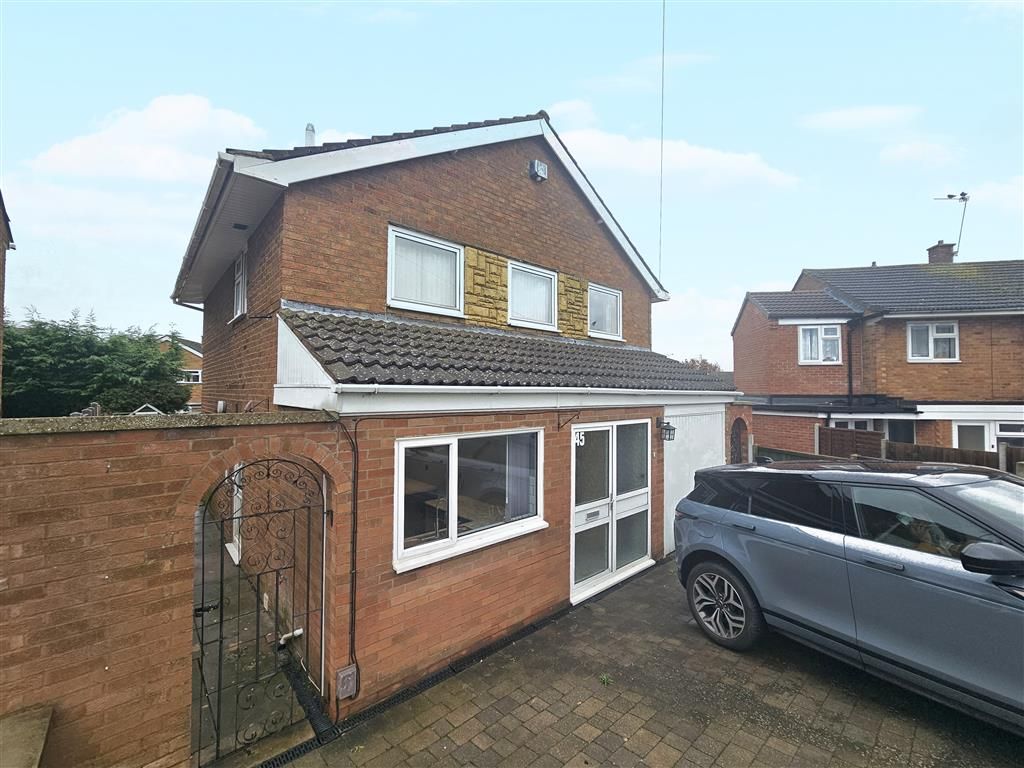 3 bed detached house to rent in St. Ives Road, Wigston LE18, £1,250 pcm