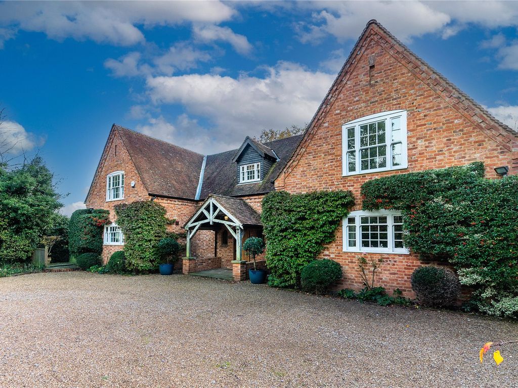 4 bed detached house for sale in The Street, Shurlock Row, Reading