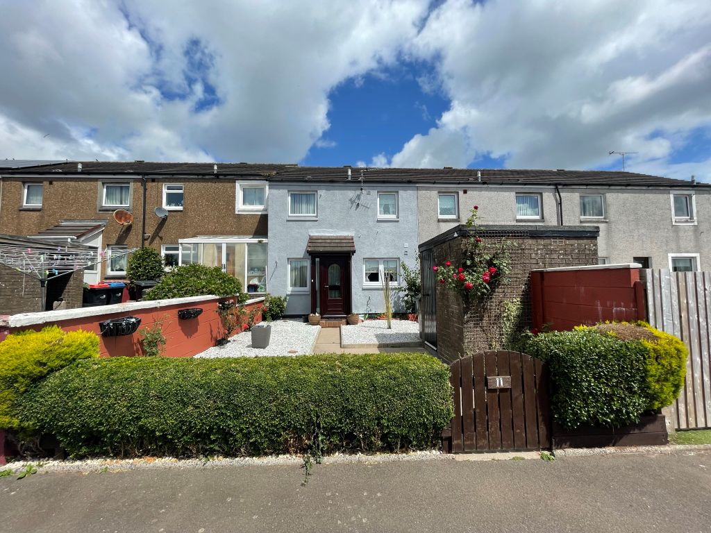 2 bed terraced house for sale in Merrick Place, Dumfries DG2, £95,000