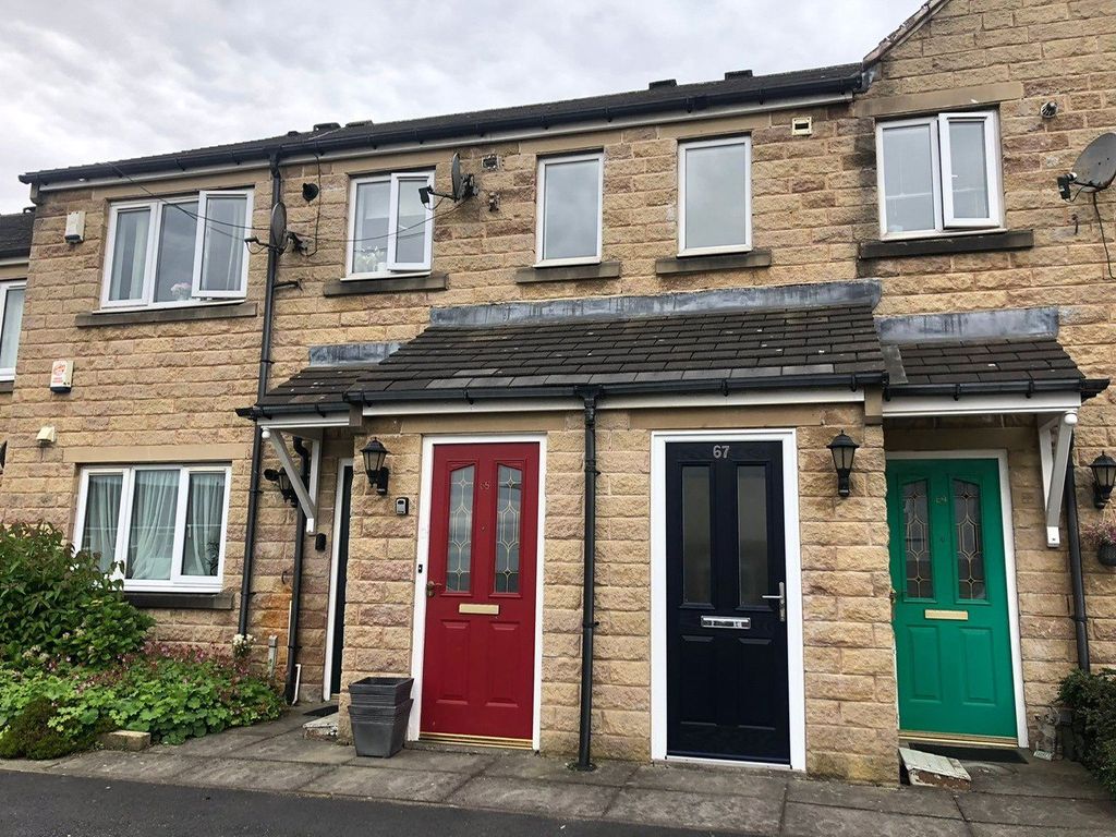 2 bed flat to rent in Horley Green Road, Halifax HX3, £650 pcm Zoopla