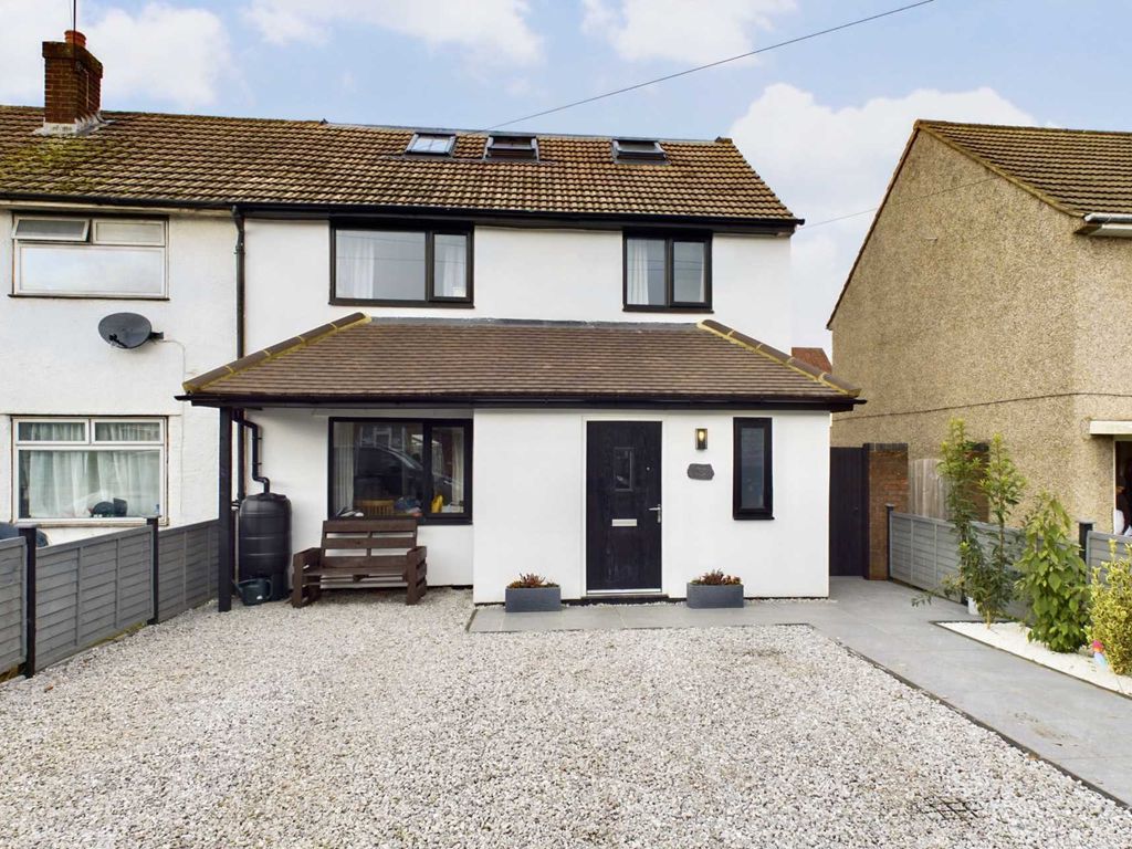 4 bed property for sale in Brickmakers Lane, Hemel Hempstead HP3, £