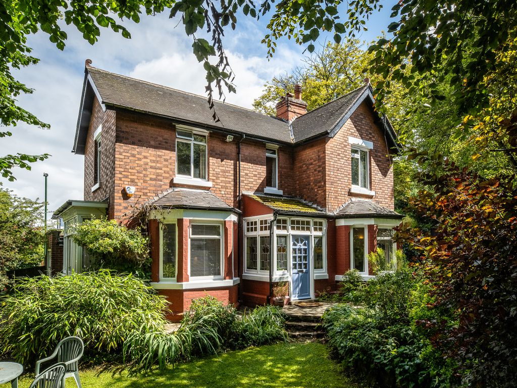 3 bed detached house for sale in Mapperley Street, Sherwood, Nottingham