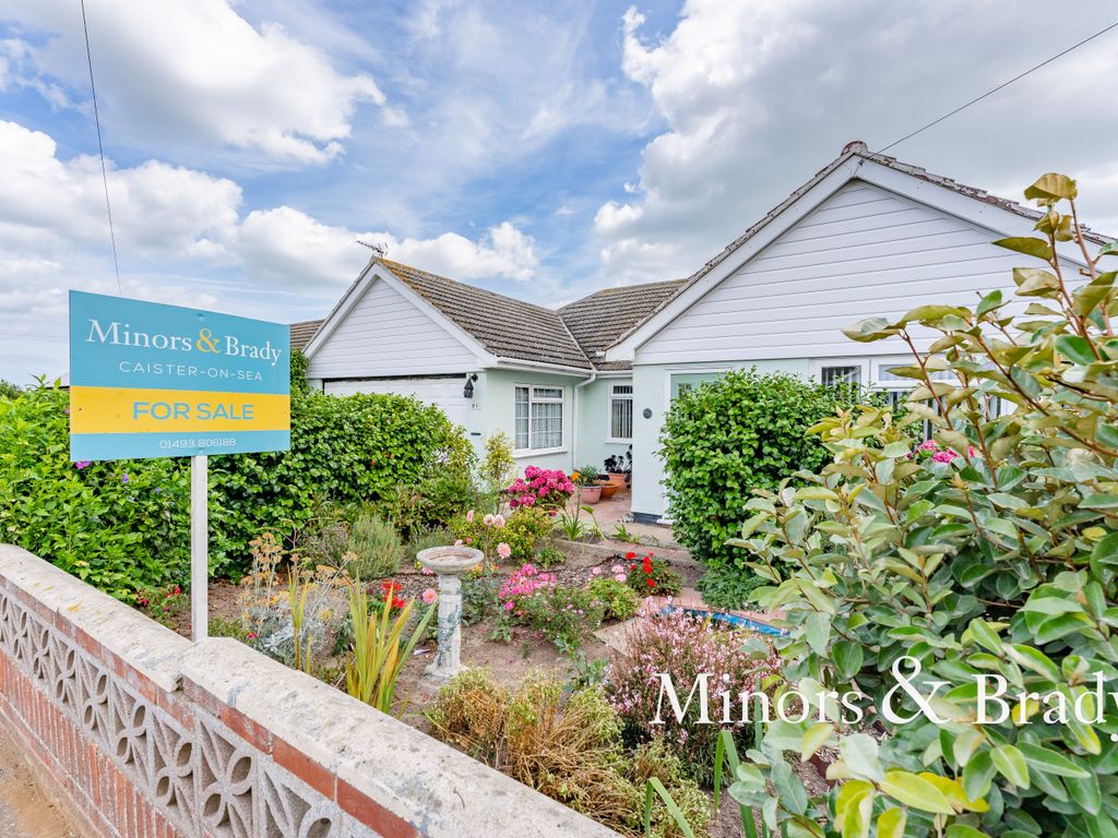 3 bed detached bungalow for sale in Caister Sands Avenue, CaisterOn
