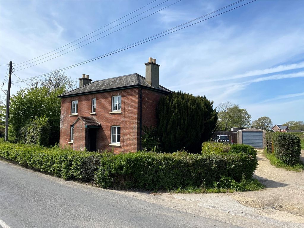 3 bed detached house for sale in Sway Road, Pennington, Lymington