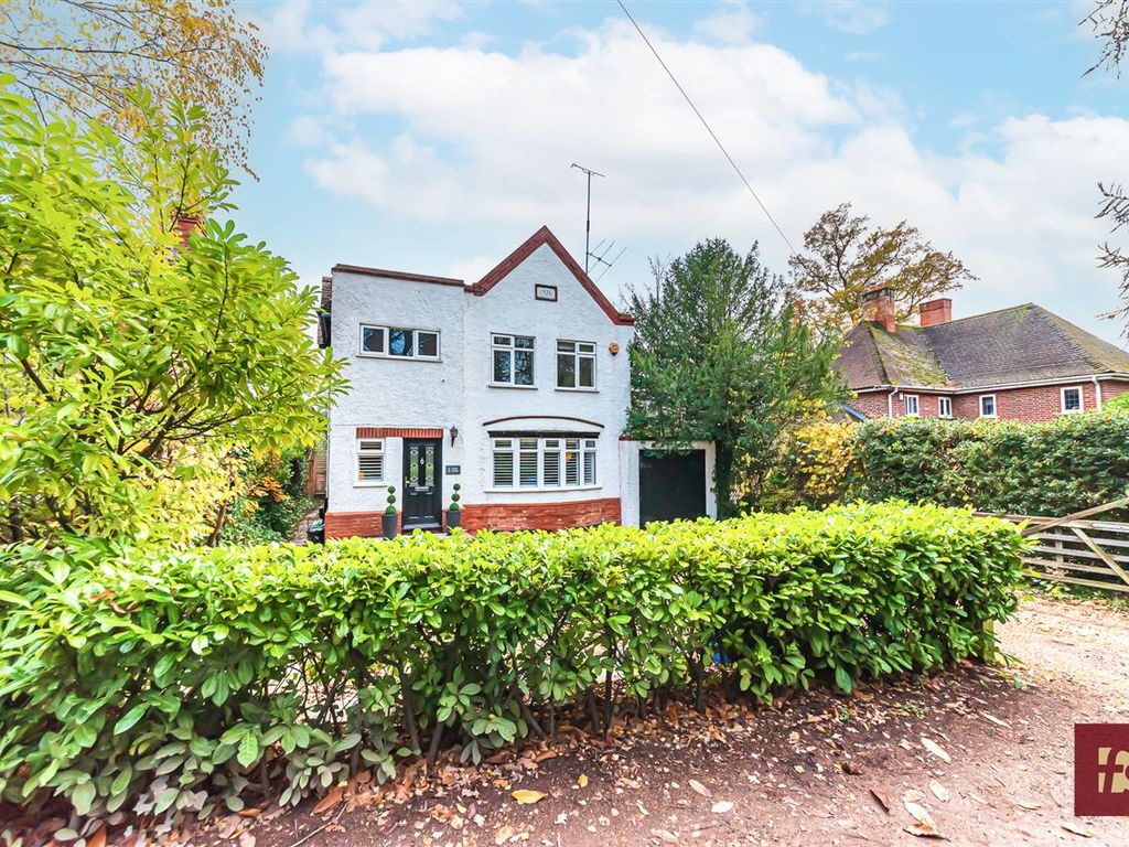 4 bed detached house for sale in Road, Crowthorne RG45, £850,000 Zoopla