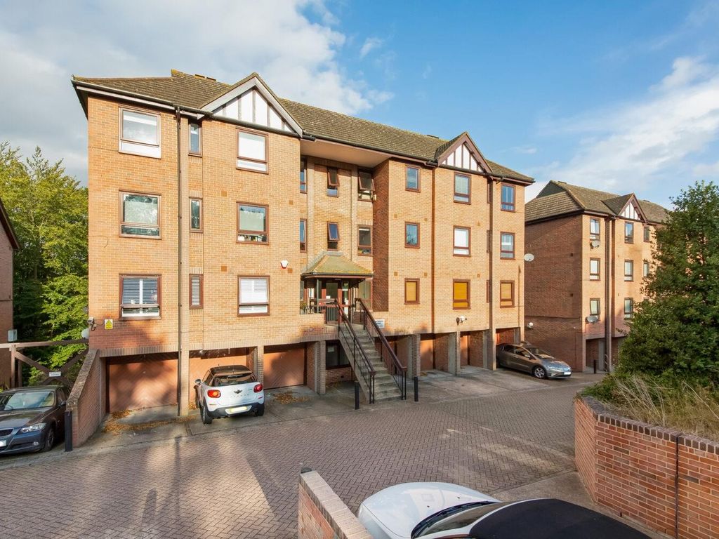 2 bed flat for sale in Crystal Palace Parade, Crystal Palace, London