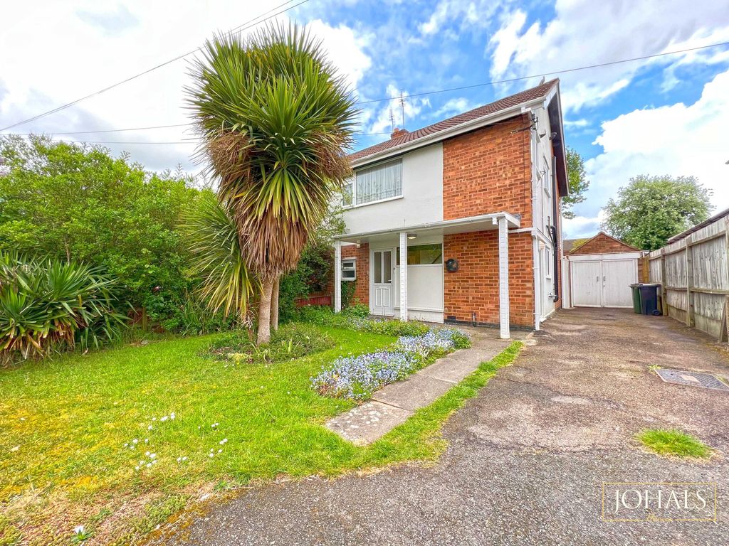 3 bed semidetached house for sale in Rosemead Drive, Oadby LE2 Zoopla