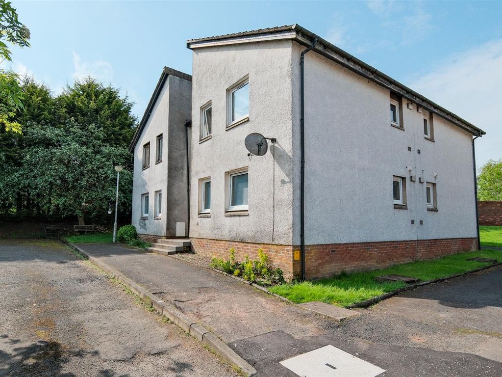 Studio for sale in Robertson Close, Kirkmuirhill, Lanark ML11, £24,995 Zoopla