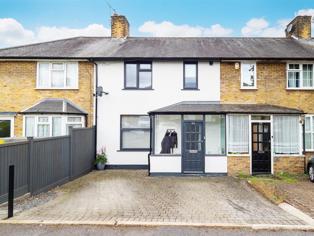 3 bed terraced house for sale in Halesowen Road, Morden SM4 Zoopla